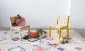 Krzesełko dziecięce żółte Sillita ABC Lorena Canals x Gonzalo Milà